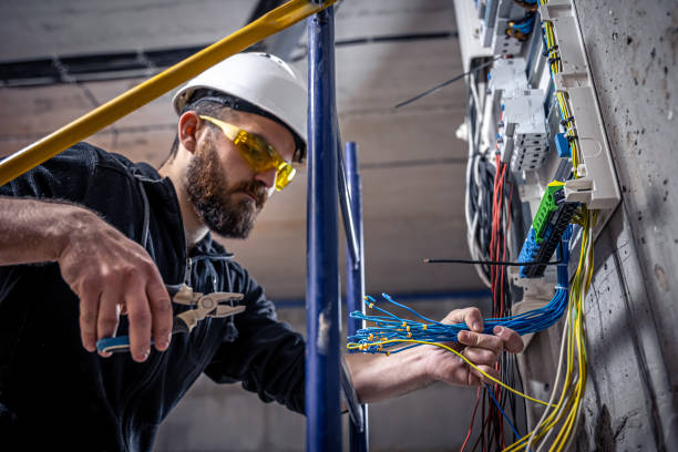 Best Affordable Emergency Electrician  in Vauxhall, NJ